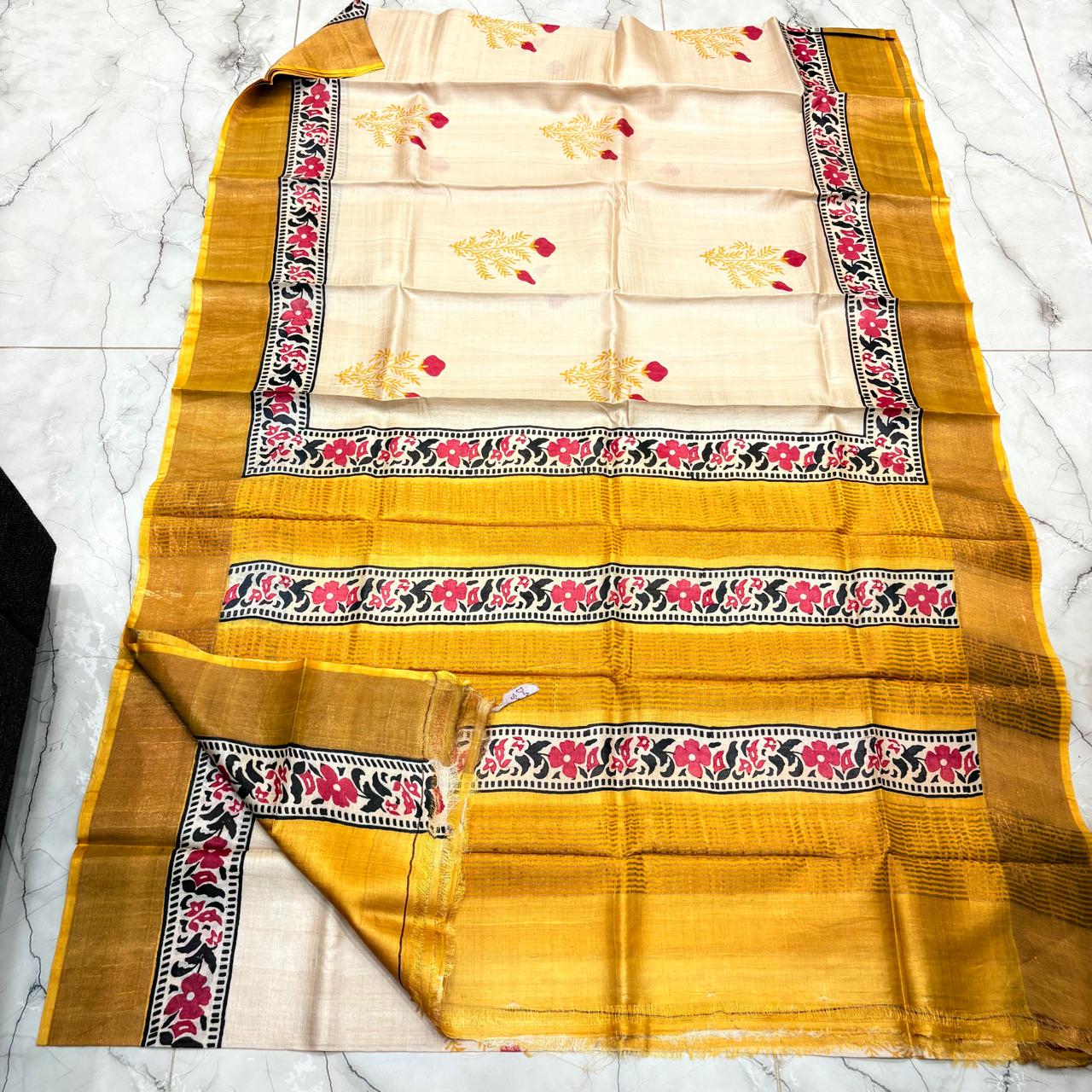 Aapom The Originals Saree